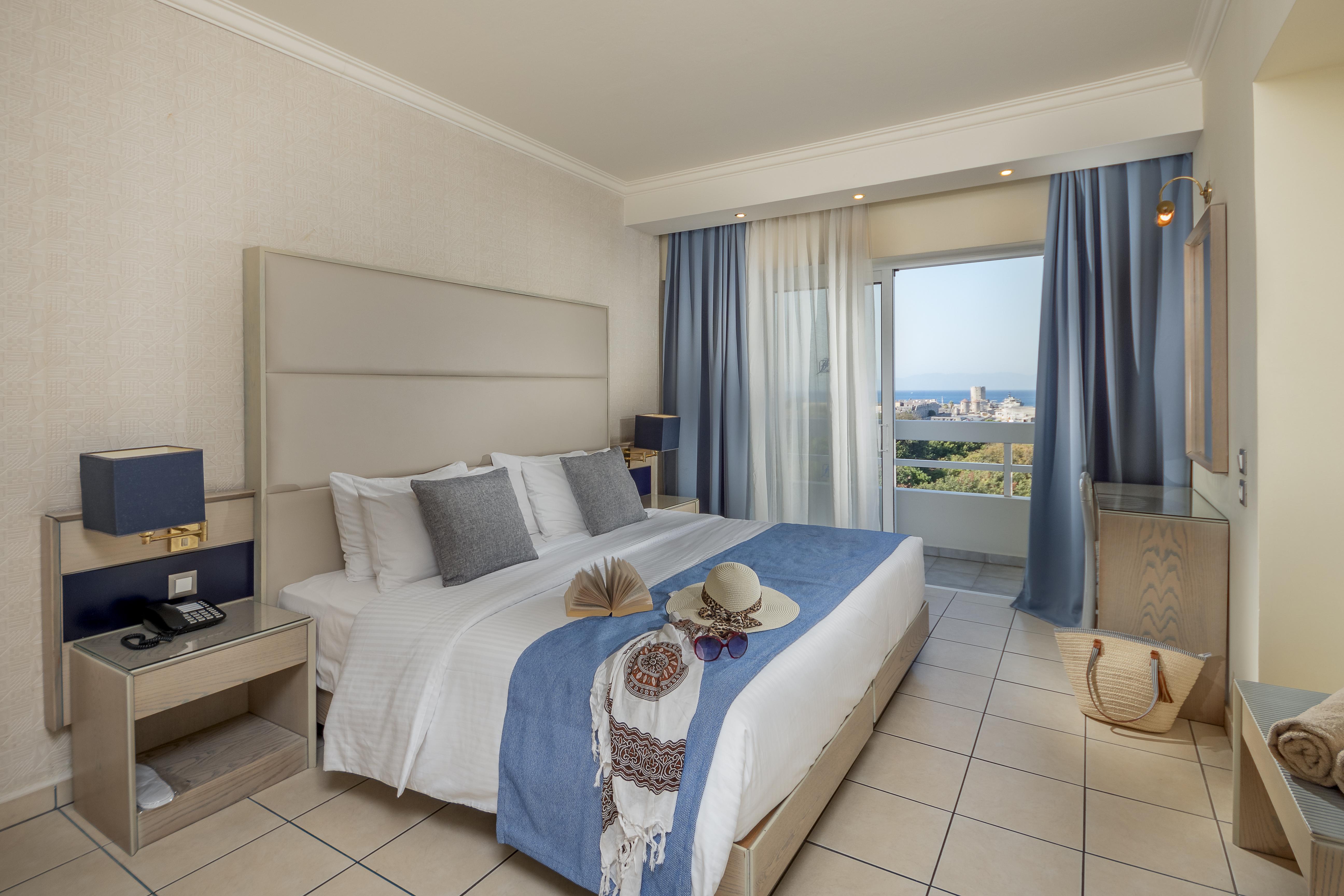 Athineon Hotel Rhodes City Екстериор снимка