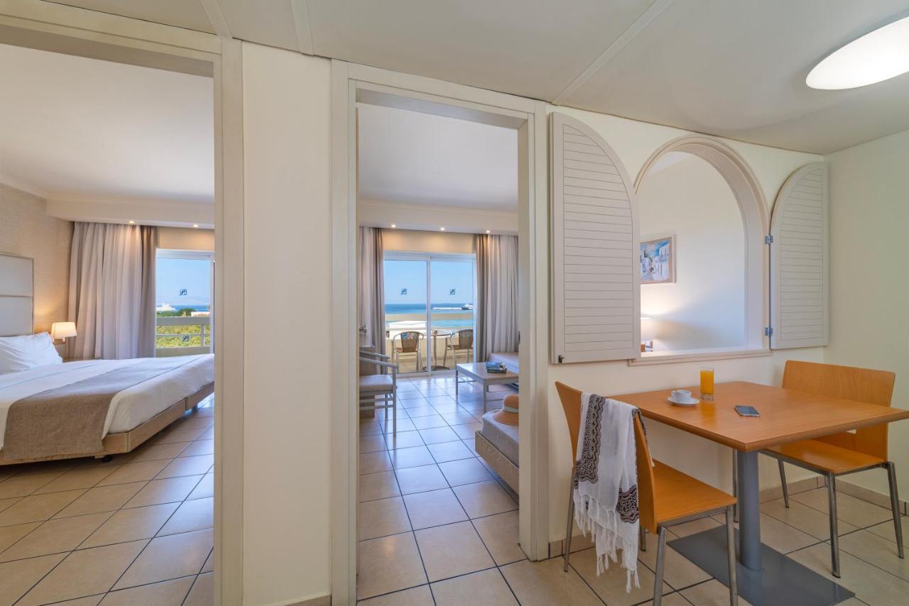 Athineon Hotel Rhodes City Екстериор снимка