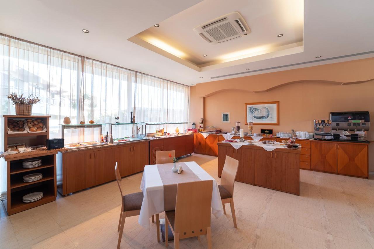 Athineon Hotel Rhodes City Екстериор снимка